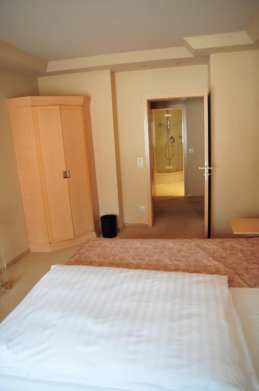 Hotel Cafe Leda Haigerloch Rum bild